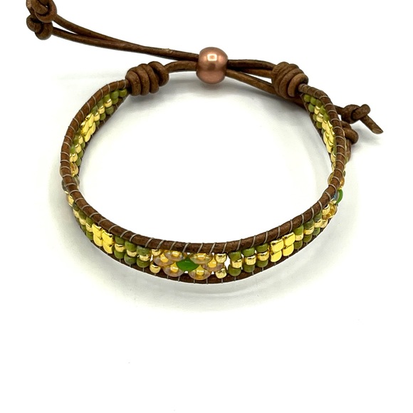 HAND CRAFTED Leather Wrap Bracelet with Gold and Green Unisex - Picture 5 of 5